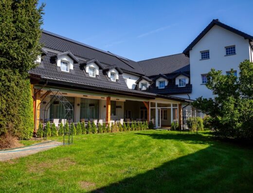 „W Krainie Alicji” Nałęczów – SPA, BASEN.